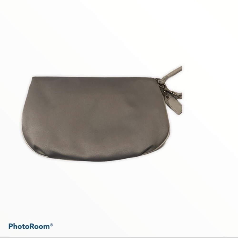 Coach gray satin evening wristlet clutch bag - Picture 3 of 11